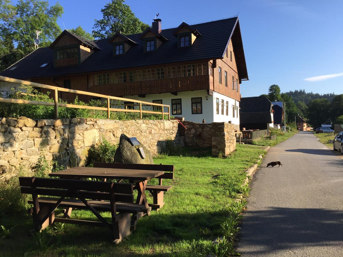 Wellness Hotel Florian Ceske Zleby Stozec Bagian luar foto