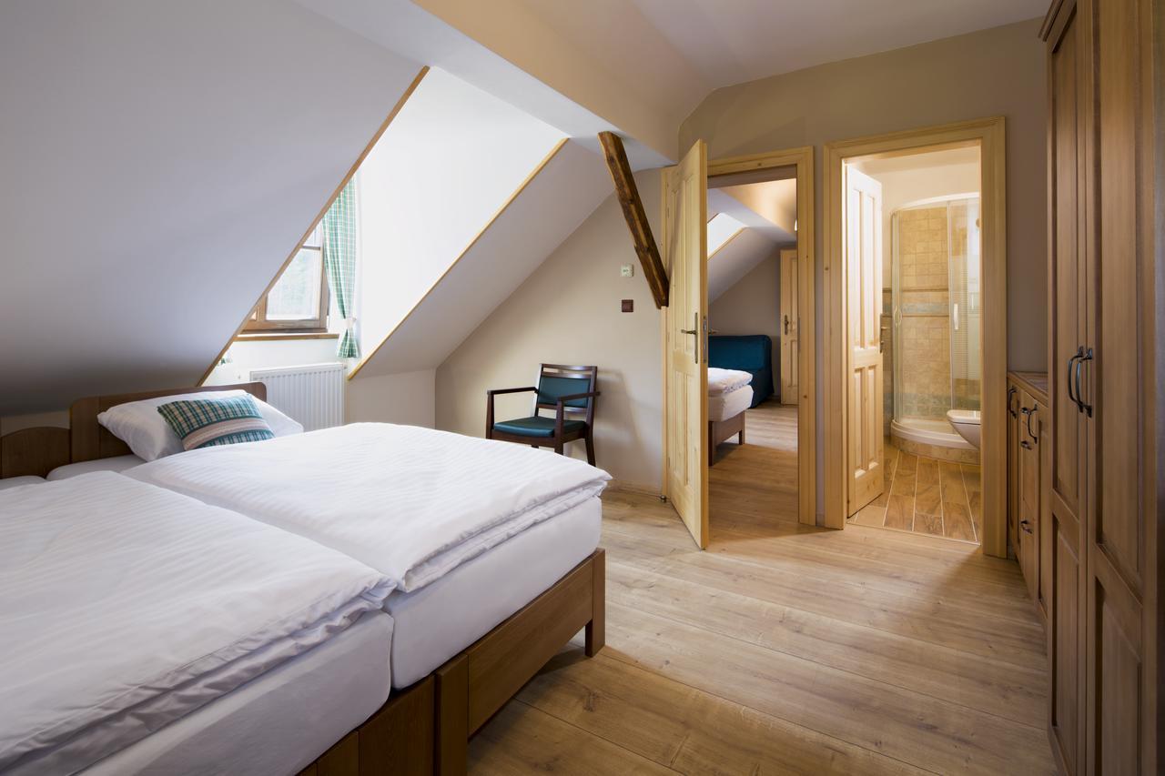Wellness Hotel Florian Ceske Zleby Stozec Bagian luar foto