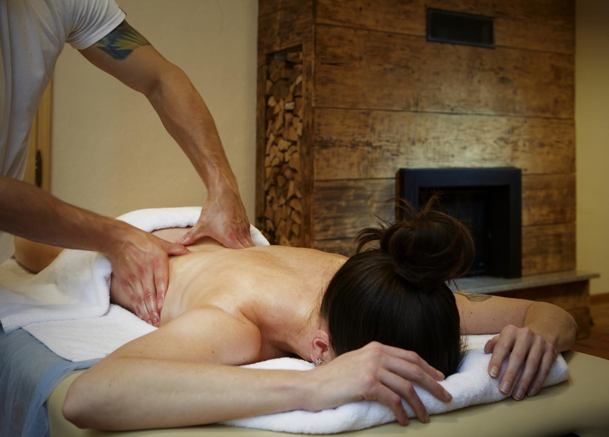 Wellness Hotel Florian Ceske Zleby Stozec Bagian luar foto