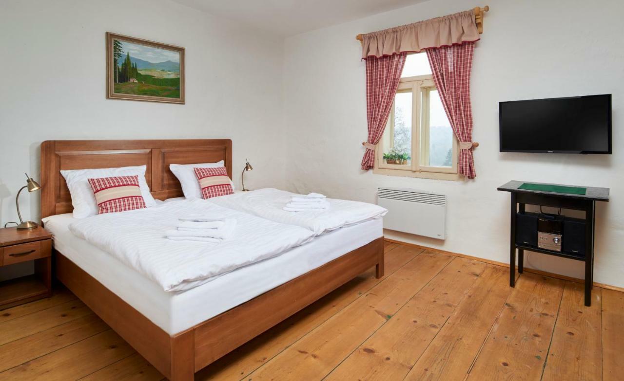 Wellness Hotel Florian Ceske Zleby Stozec Bagian luar foto